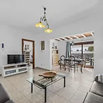 Bezanilla - Vipvipvillas ヴィラ プラヤ・ブランカ