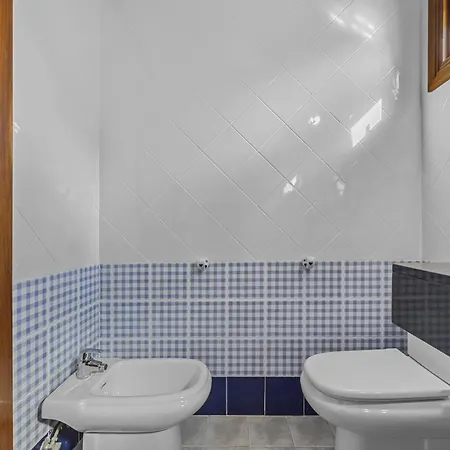 Willa Bezanilla - Vipvipvillas *