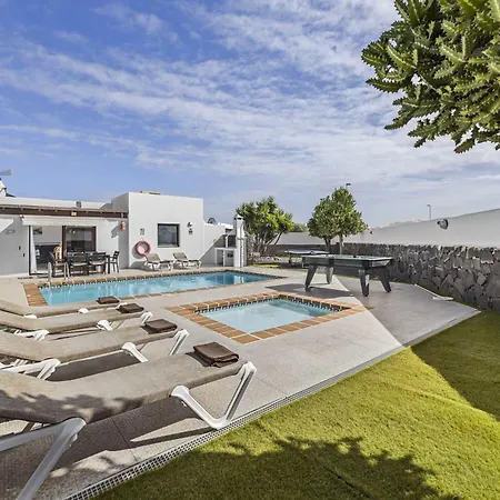 Villa Bezanilla - Vipvipvillas