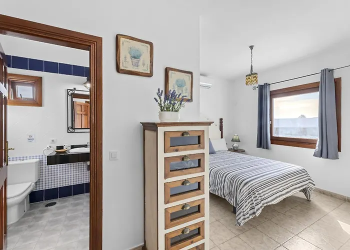 Bezanilla - Vipvipvillas Villa Playa Blanca (Lanzarote)